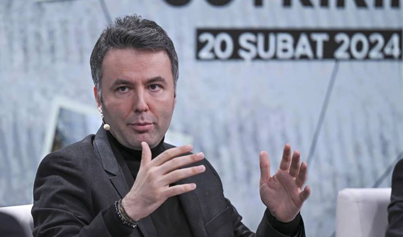 Kayyum yönetiminden dikkat çeken karar: Mehmet Akif Ersoy'un eski eşi Pınar Erbaş'ın işine son verildi! 'Çok şaşkın ve kırgınım...'