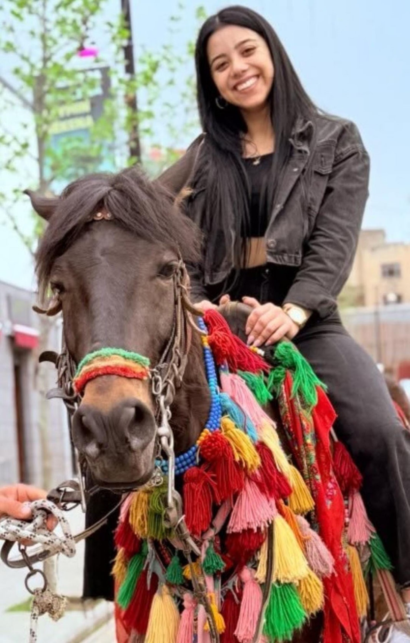 Üç aylık evli kadının silahla ölümü olayında eşi tutuklandı