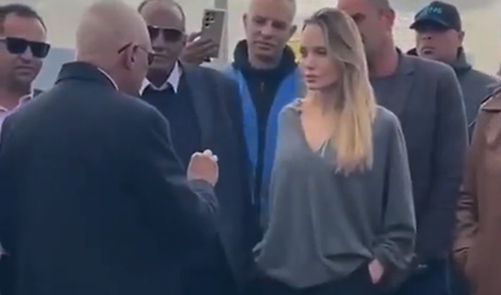 Angelina Jolie'den Gazze’ye destek ziyareti: Refah Sınır Kapısı’nda