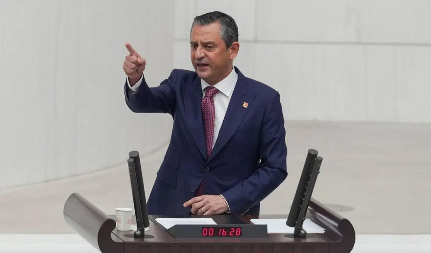 Özgür Özel, dokunulmazlık fezlekeleriyle ilgili konuştu: 