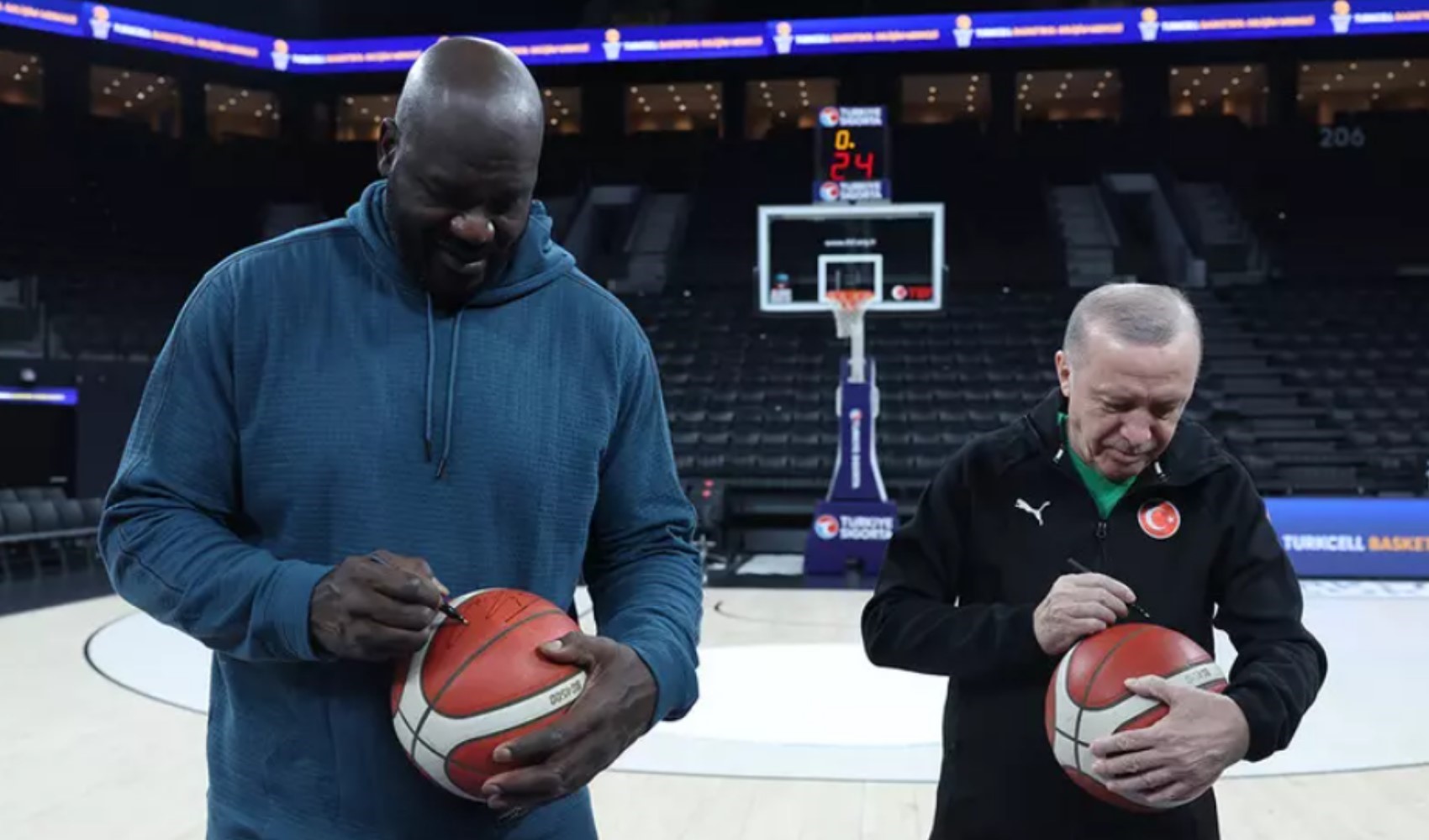 Cumhurbaşkanı Erdoğan, NBA efsanesi Shaquille O'Neal ile buluştu