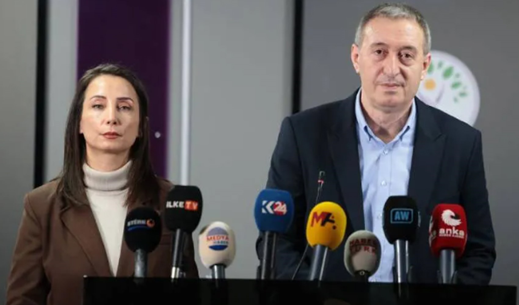 Bakırhan ve Hatimoğulları'ndan Türk bayrağına saldırıyla ilgili açıklama