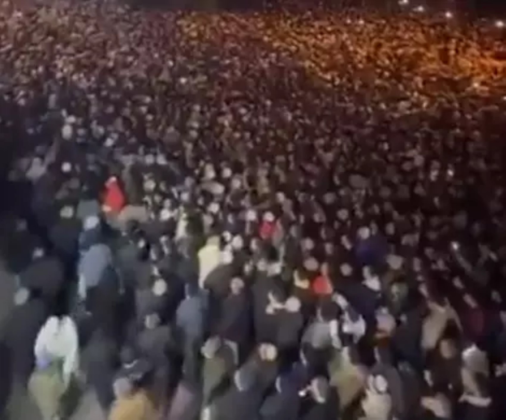 İzmir'de tepki çeken görüntüler sonrası Menzil'den açıklama geldi: Türkiye'ye laiklik hiç gelmemiş!