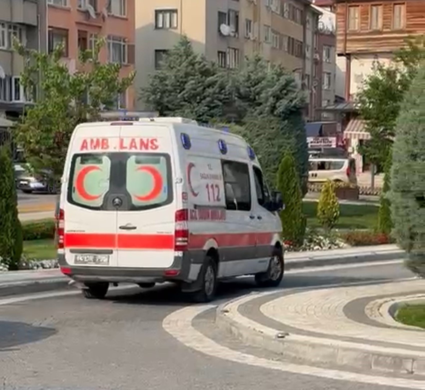 13 yaşındaki çocuğun yumruğuyla ölen Alperen'in ailesine tehdit mesajları: Köpeklere yedireceğim