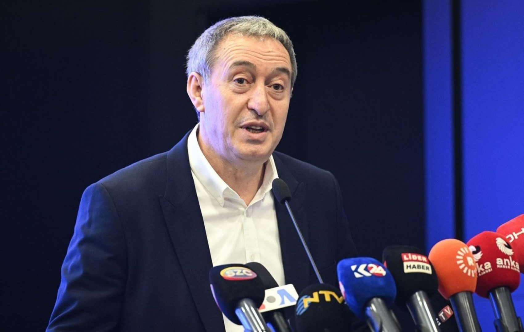 En beğenilen parti lideri kim? Sonuçlara herkes çok şaşıracak!