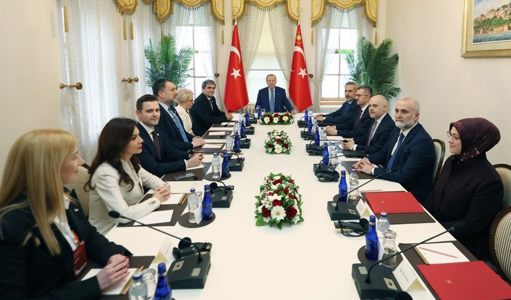 Cumhurbaşkanı Erdoğan, Balkan Barış Platformu üyelerini kabul etti