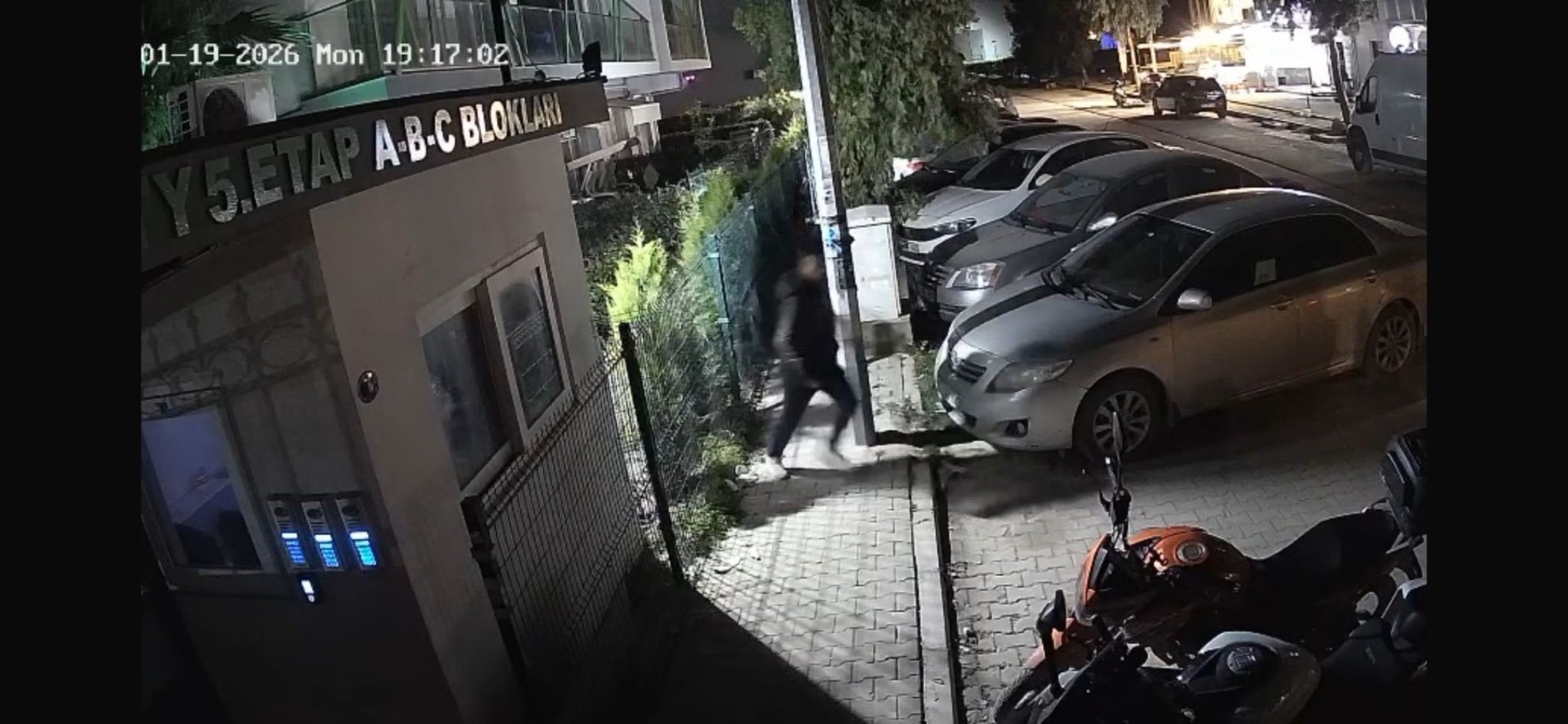 İzmir'de saplantılı eski sevgili cinayeti: Adres değişikliği kurtaramadı