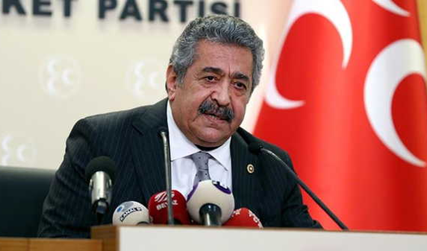 MHP hukuk eleştirilerine devam ediyor: Feti Yıldız'dan Ahmet Özer tepkisi!