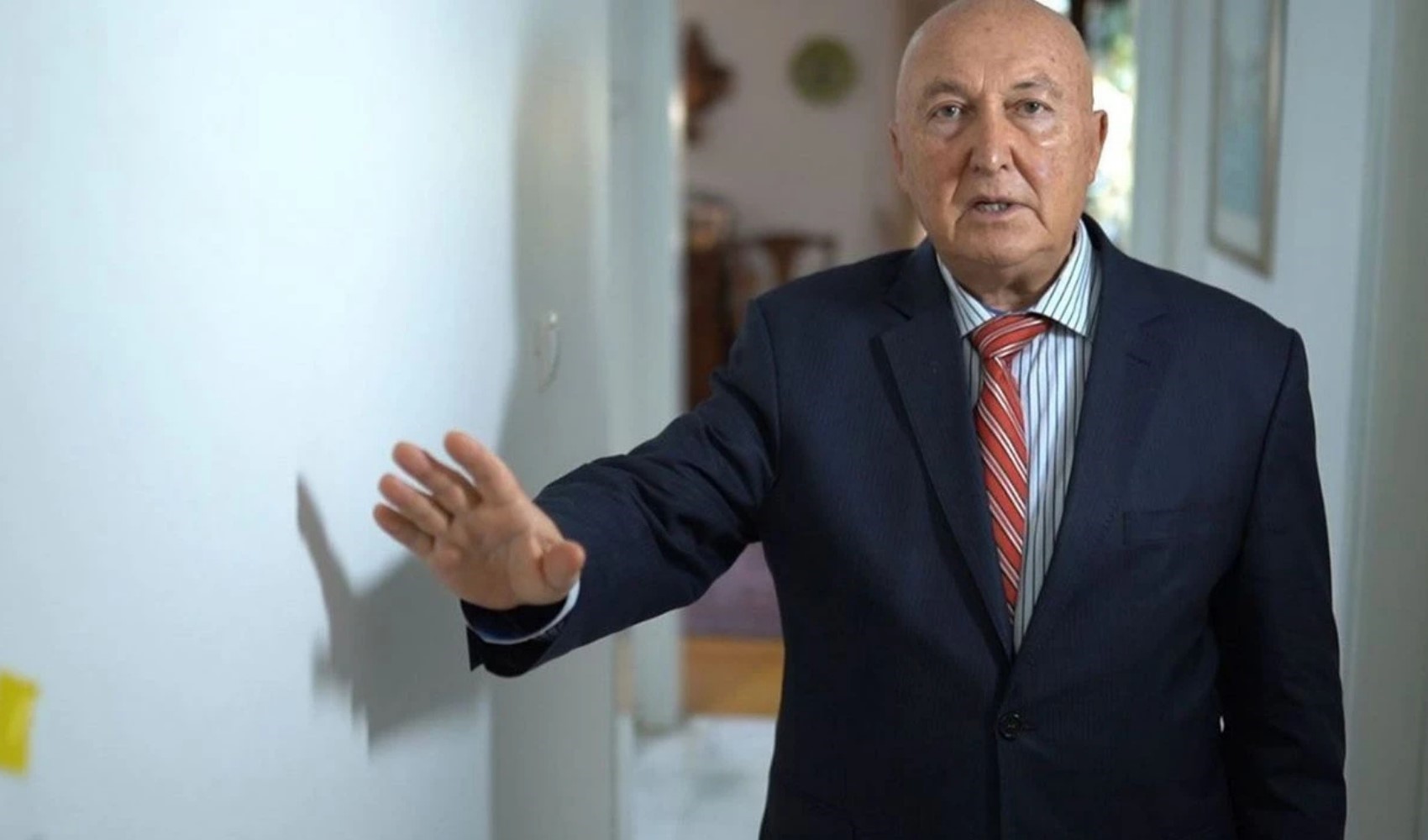 Ahmet Ercan'dan Sındırgı'daki deprem sonrası dikkat çeken açıklama: 'Şaşırtıcı biçimde gergin...'