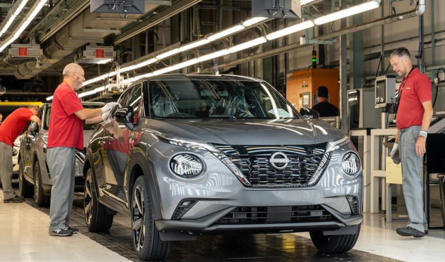 Otomotiv devinden şaşırtan karar