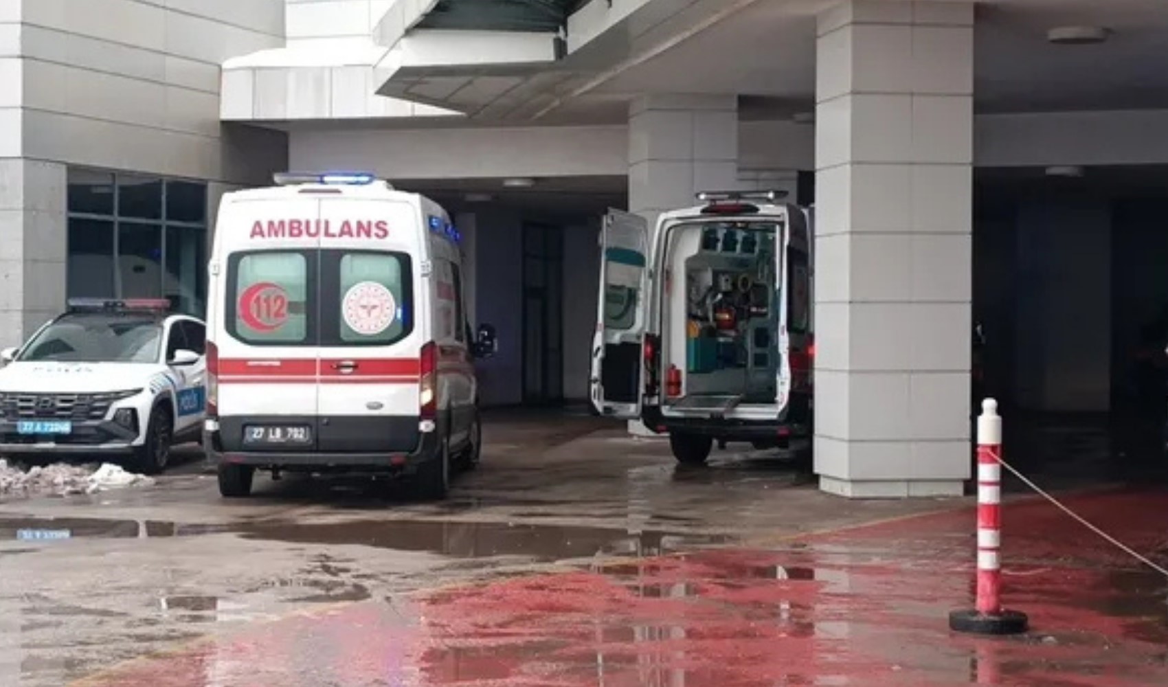 Boşanma aşamasındaki eşine kabusu yaşattı: Koli bandıyla bağlayıp kezzap döktü