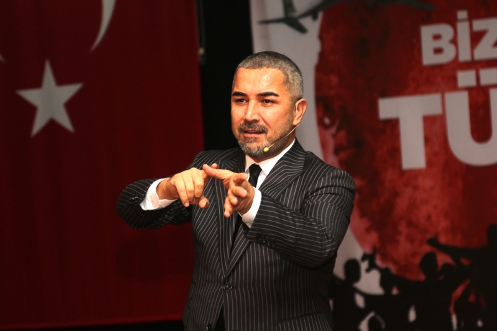 Mehmet Akif Ersoy soruşturmasında yeni itiraf: 'Cinsel birlikteliklerimizi kayda alıyordu'