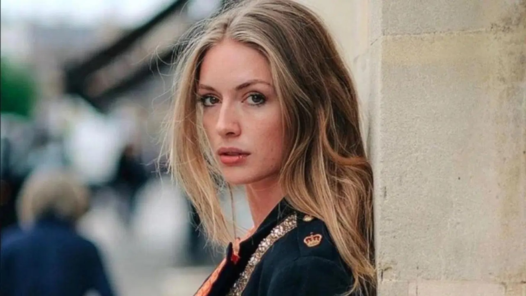 Yasemin Kay Allen, eski FBI ajanı ile evlendi