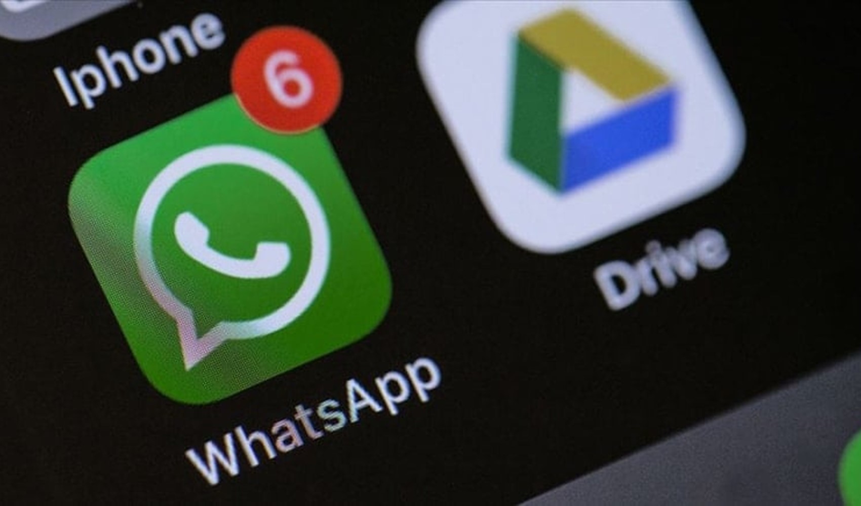 WhatsApp'tan grup sohbetleri için gizlilik tartışması başlatan özellik