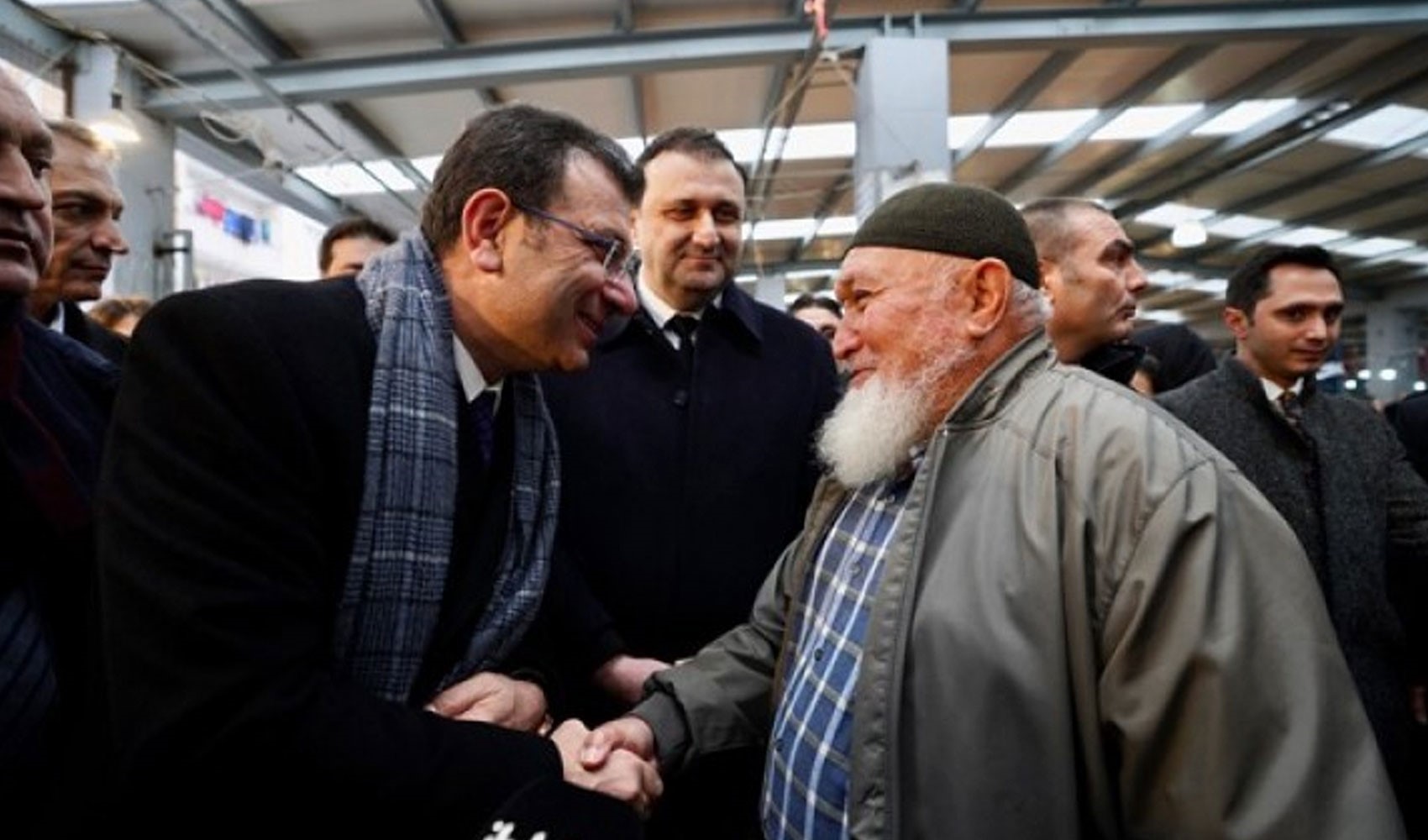 İmamoğlu İstanbul'da emeklilere yapılacak yeni desteği açıkladı