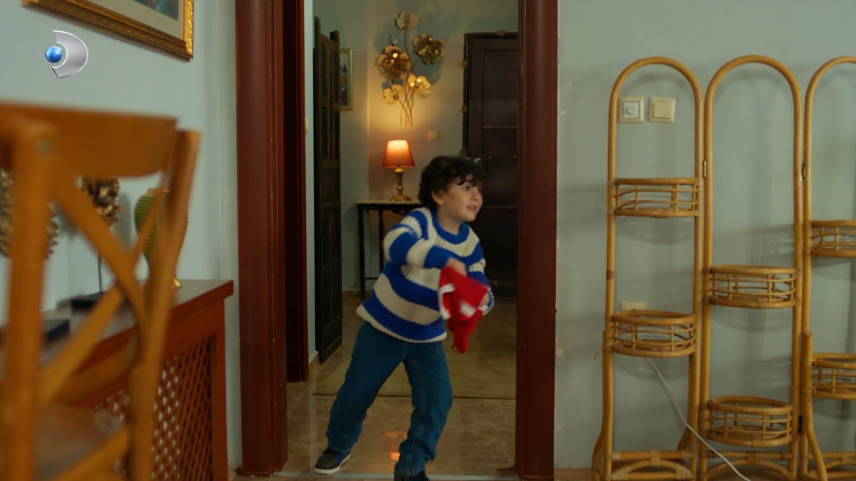 Uzak Şehir dizisinden Türk Bayrağı mesajı