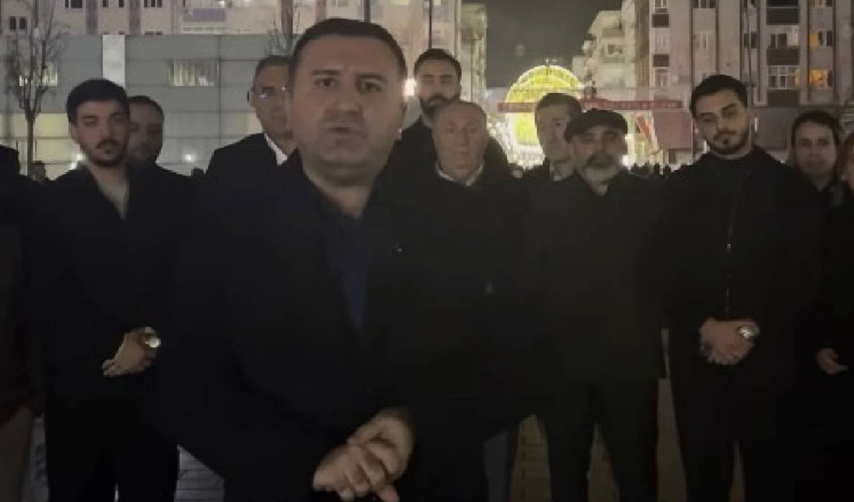 CHP’nin Bağcılar mitingi hazırlıklarına 'elektrik' engeli