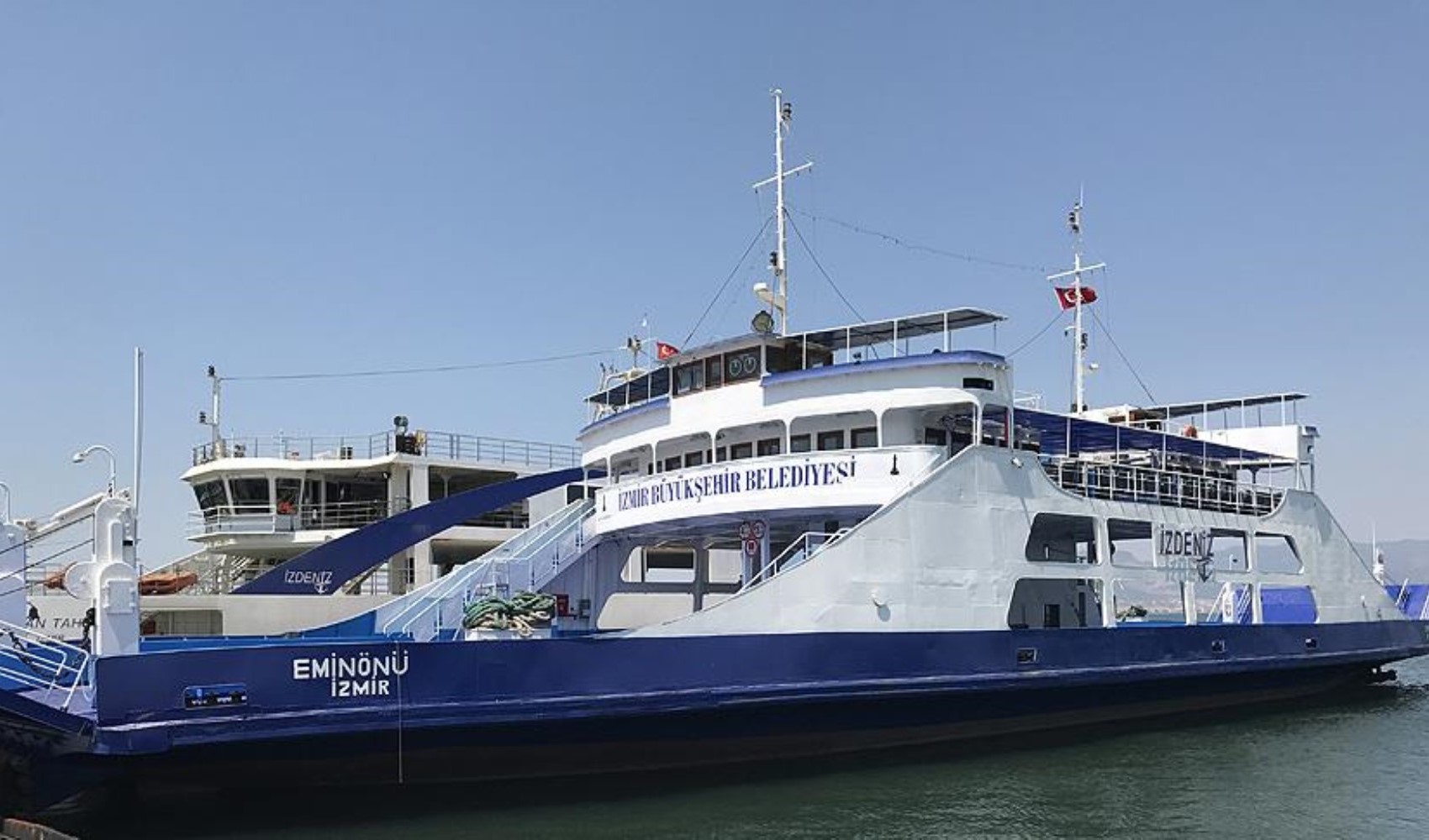 İzmir'de vapur seferleri iptali duyurusu