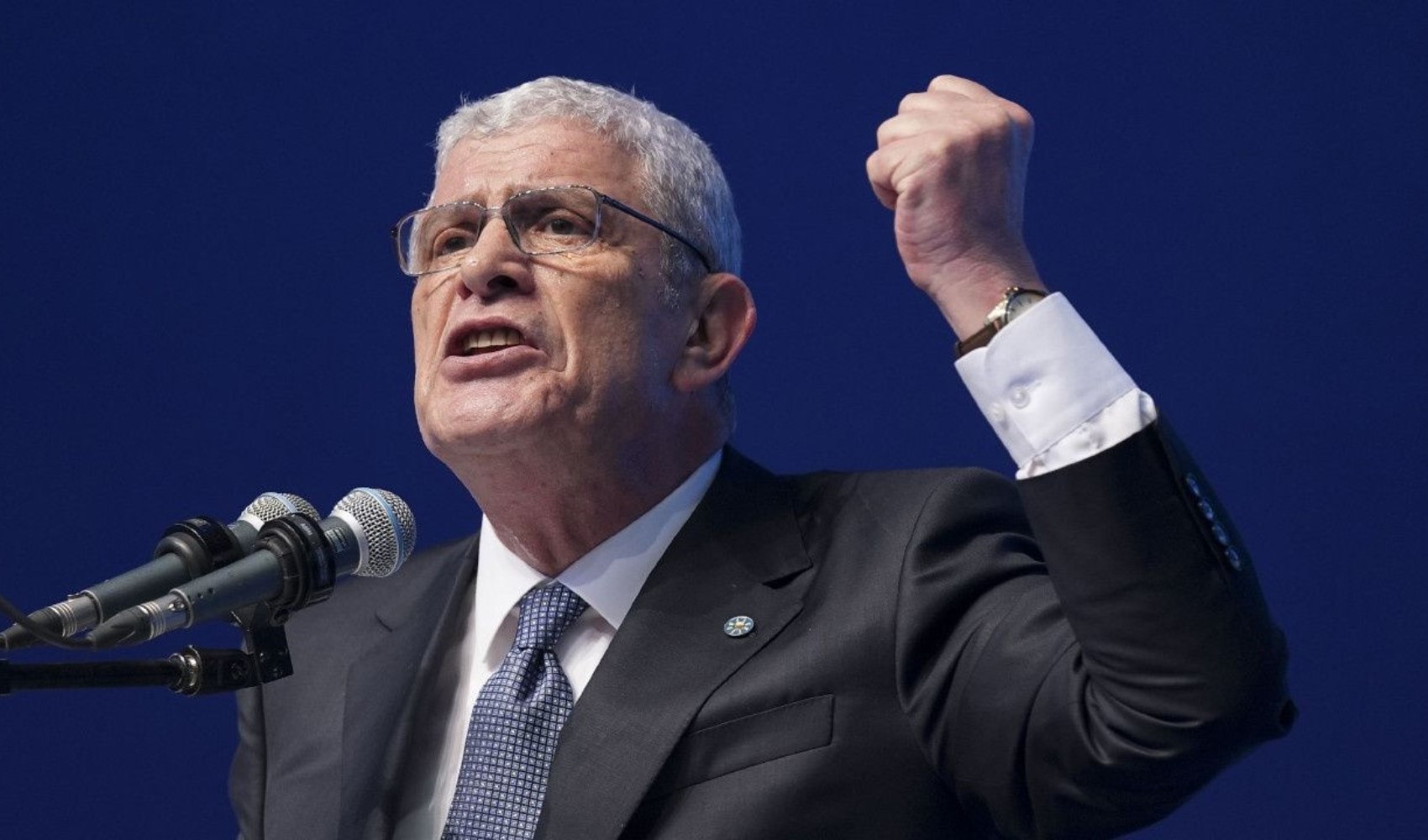 İYİ Parti Genel Başkanı Dervişoğlu'ndan çarpıcı kilim hediyesi yorumu