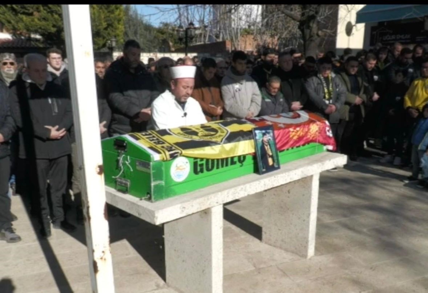 İstediği verilmeyince restorana tüfekle saldırdı: 1 ölü, 3 yaralı