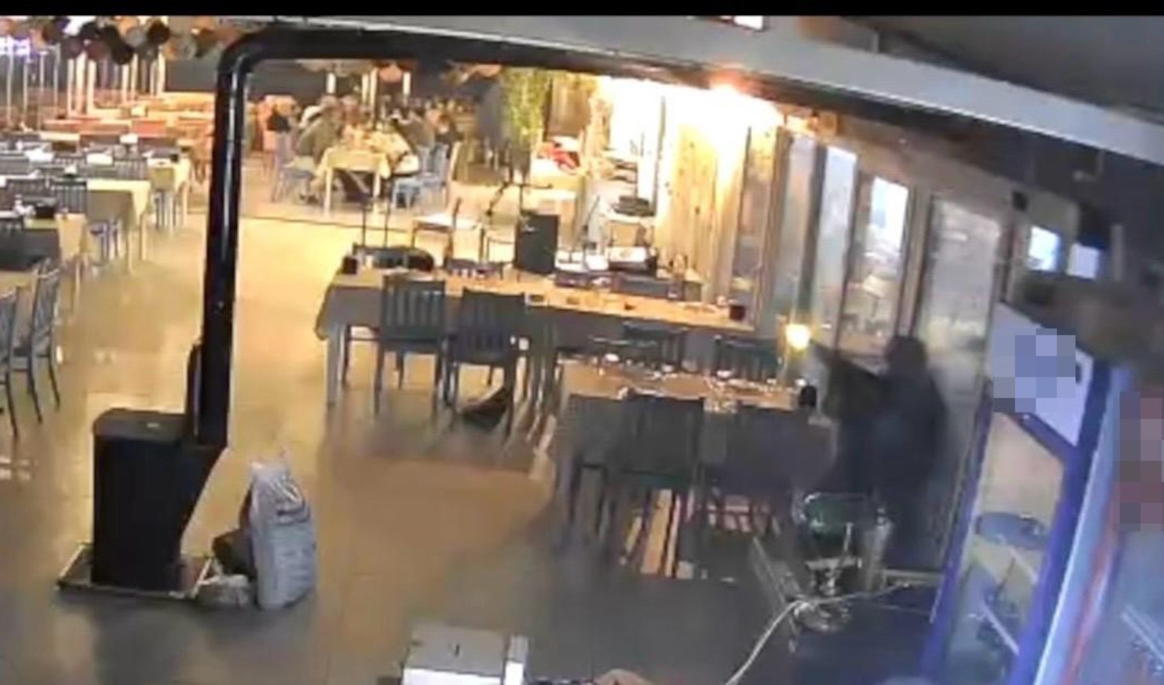 İstediği verilmeyince restorana tüfekle saldırdı: 1 ölü, 3 yaralı