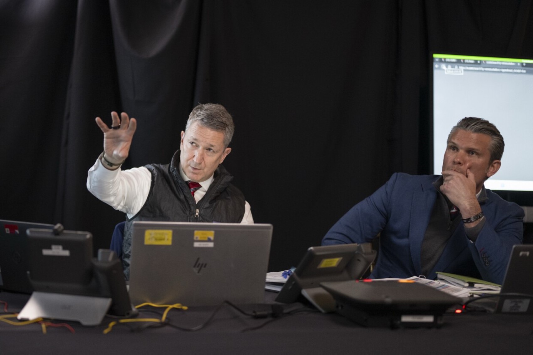 Trump, Venezuela'ya yönelik saldırıları izlediği anları paylaştı: 'Dizi gibi izledim' demişti