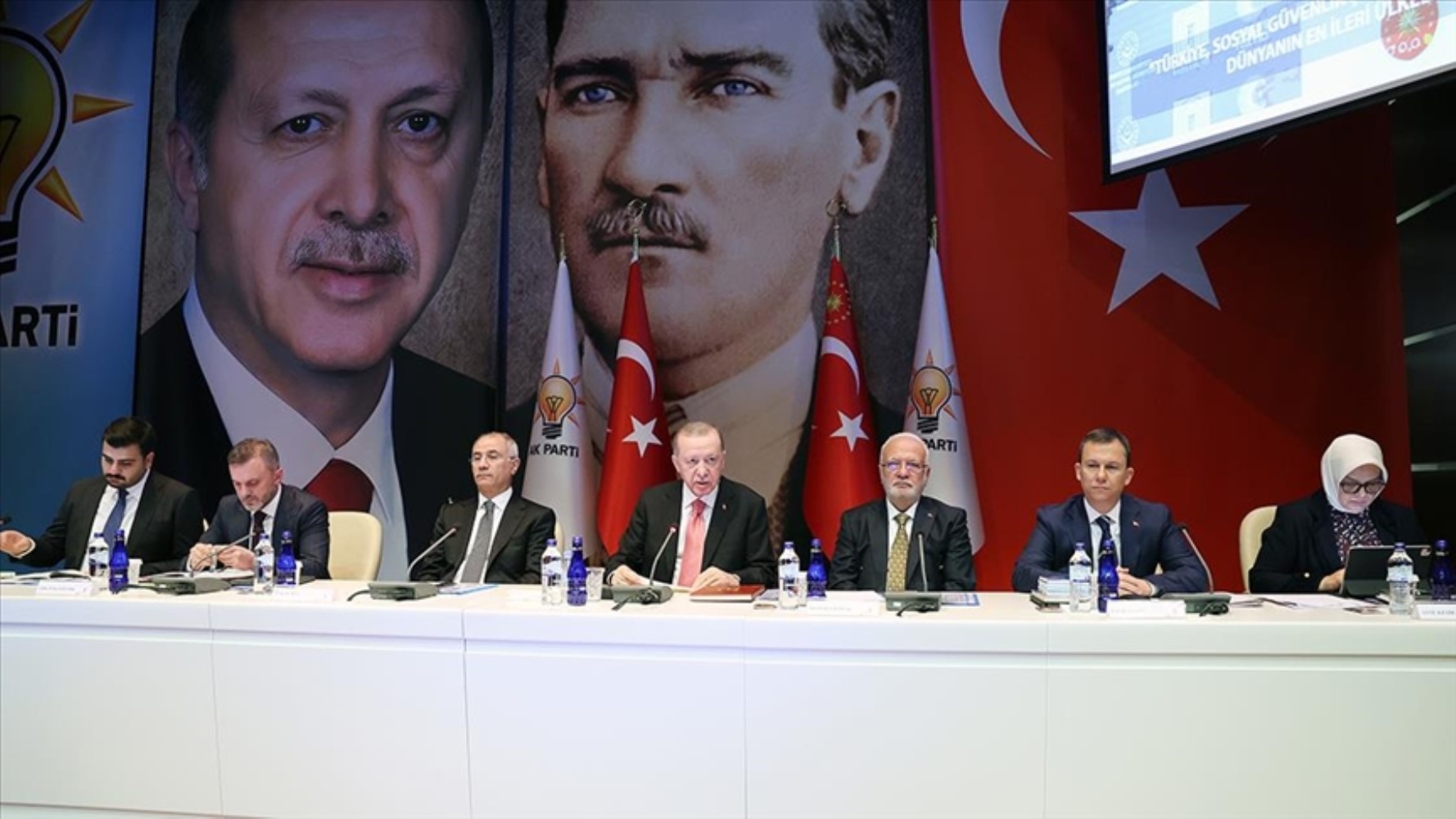 Erdoğan'ın transfer ettiği MKYK üyesinden şok sözler: Parti içindeki rahatsızlık artıyor