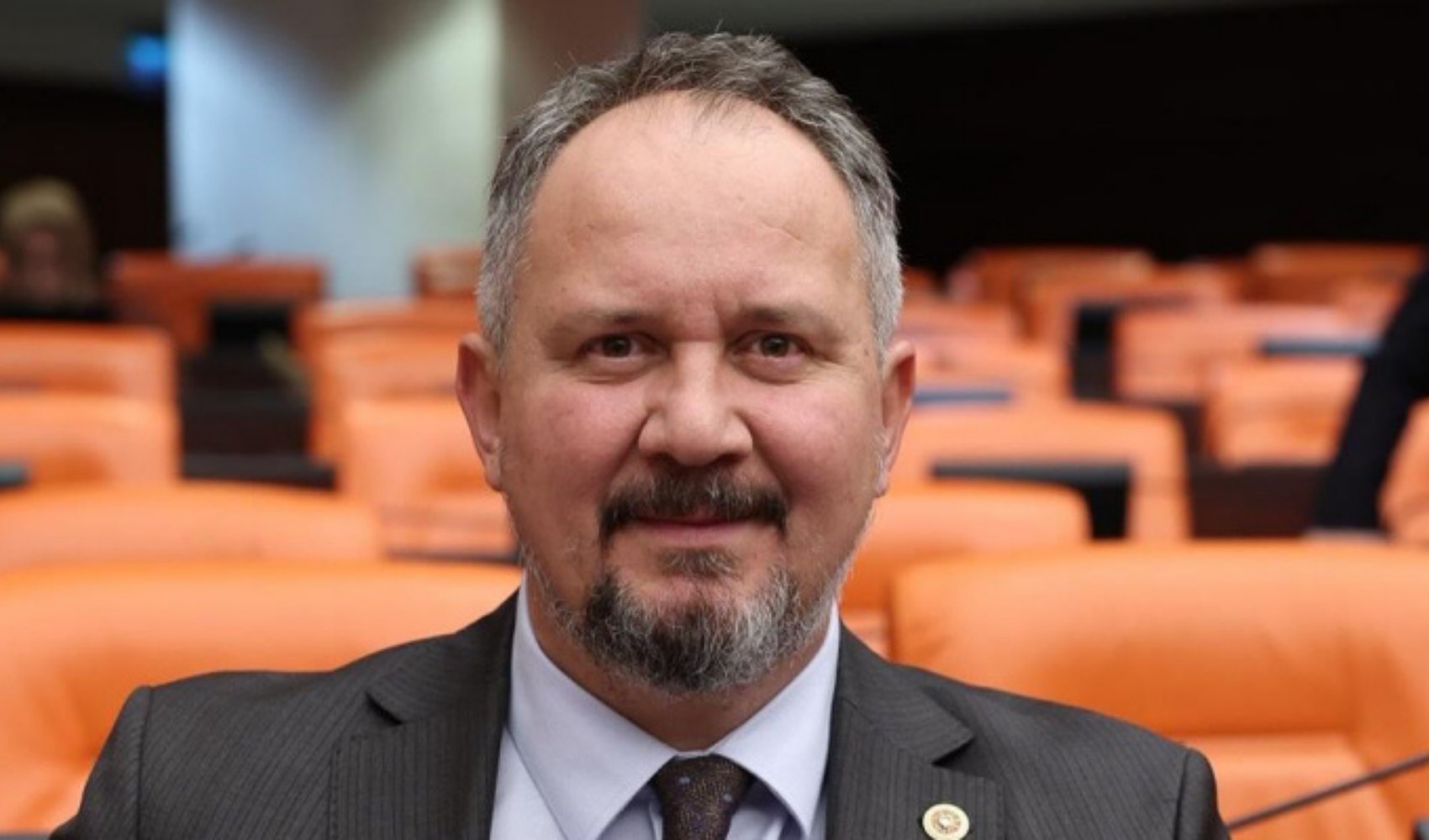 500 bin TL'ye geçinemeyen AKP'li vekilden yeni açıklama!