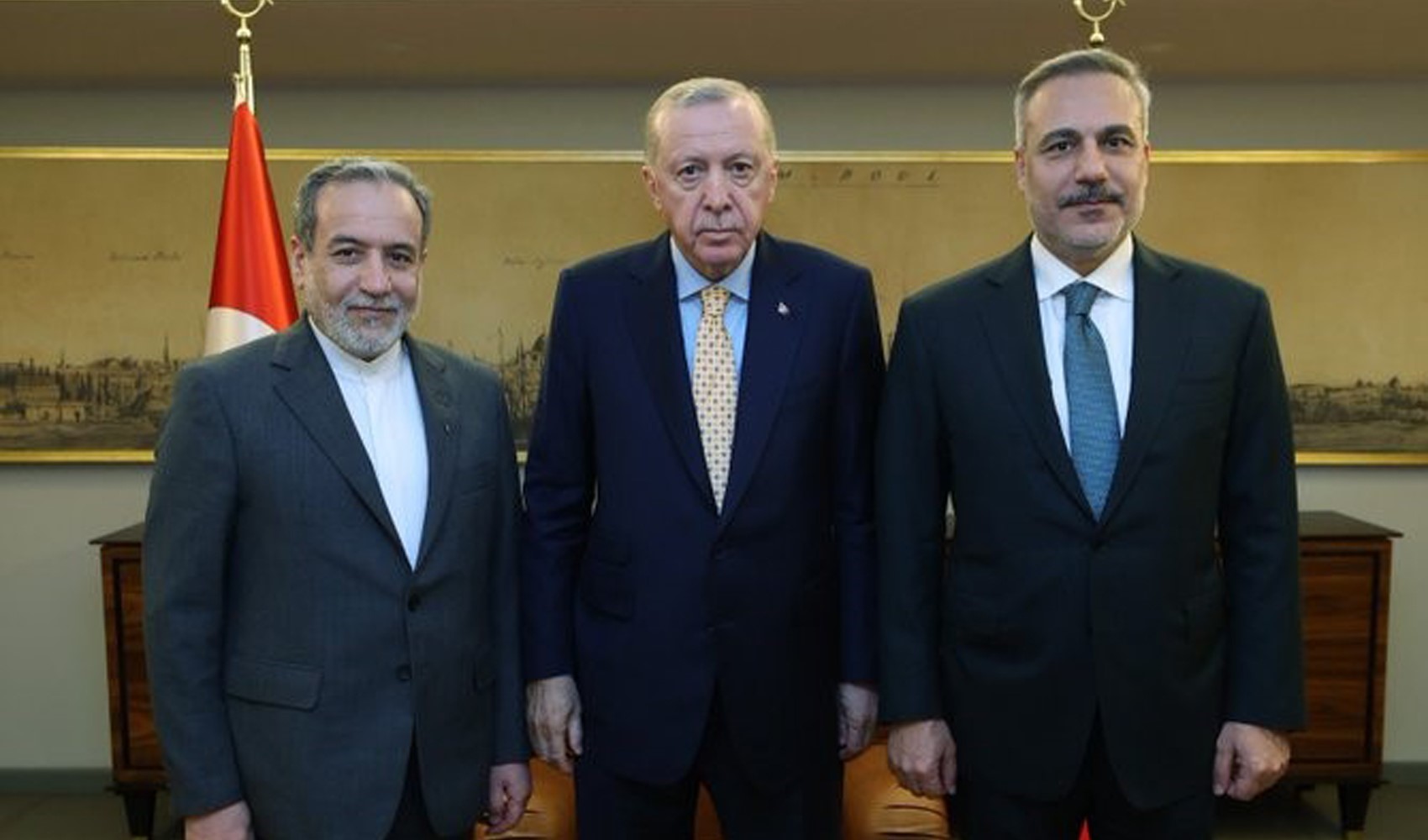 Cumhurbaşkanı Erdoğan, İran Dışişleri Bakanı Arakçi’yi kabul etti