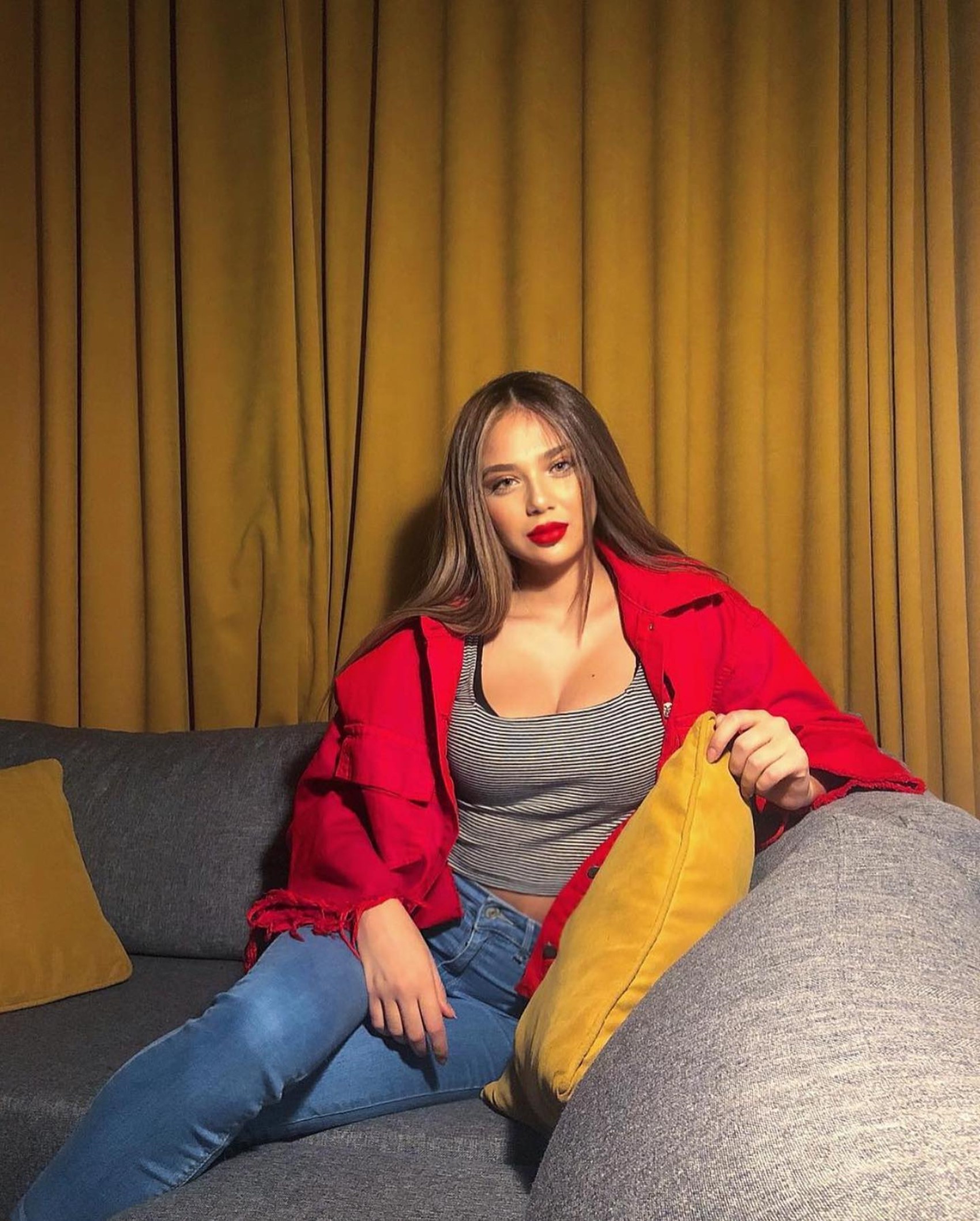 Kısa süre önce Türkiye'yi terk etmişti: Hakkında yakalama kararı çıkarılan Merve Taşkın'dan ilk açıklama! 'Allah her şeyi biliyor ve görüyor...'