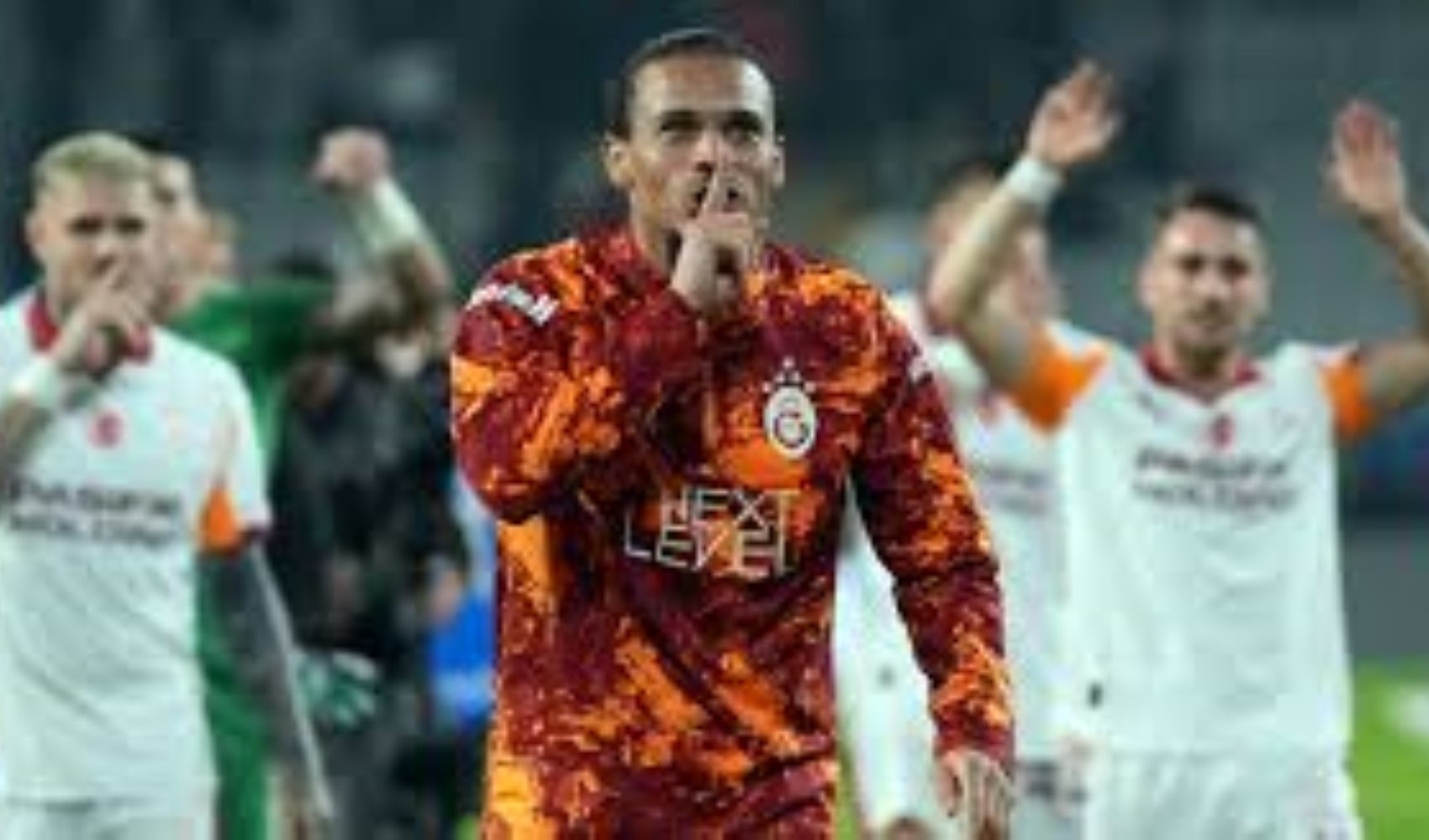 Leroy Sane kaç hafta sahalardan uzak kalacak!