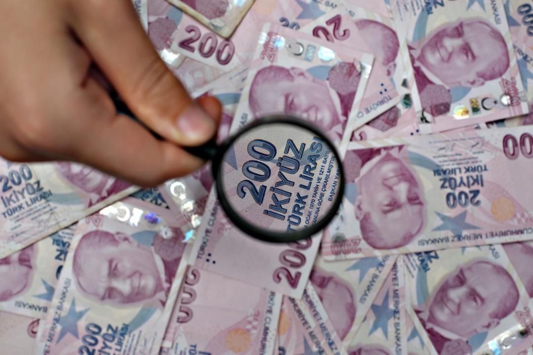 Emekli zammı ve en düşük maaş AKP kulislerinden sızdı