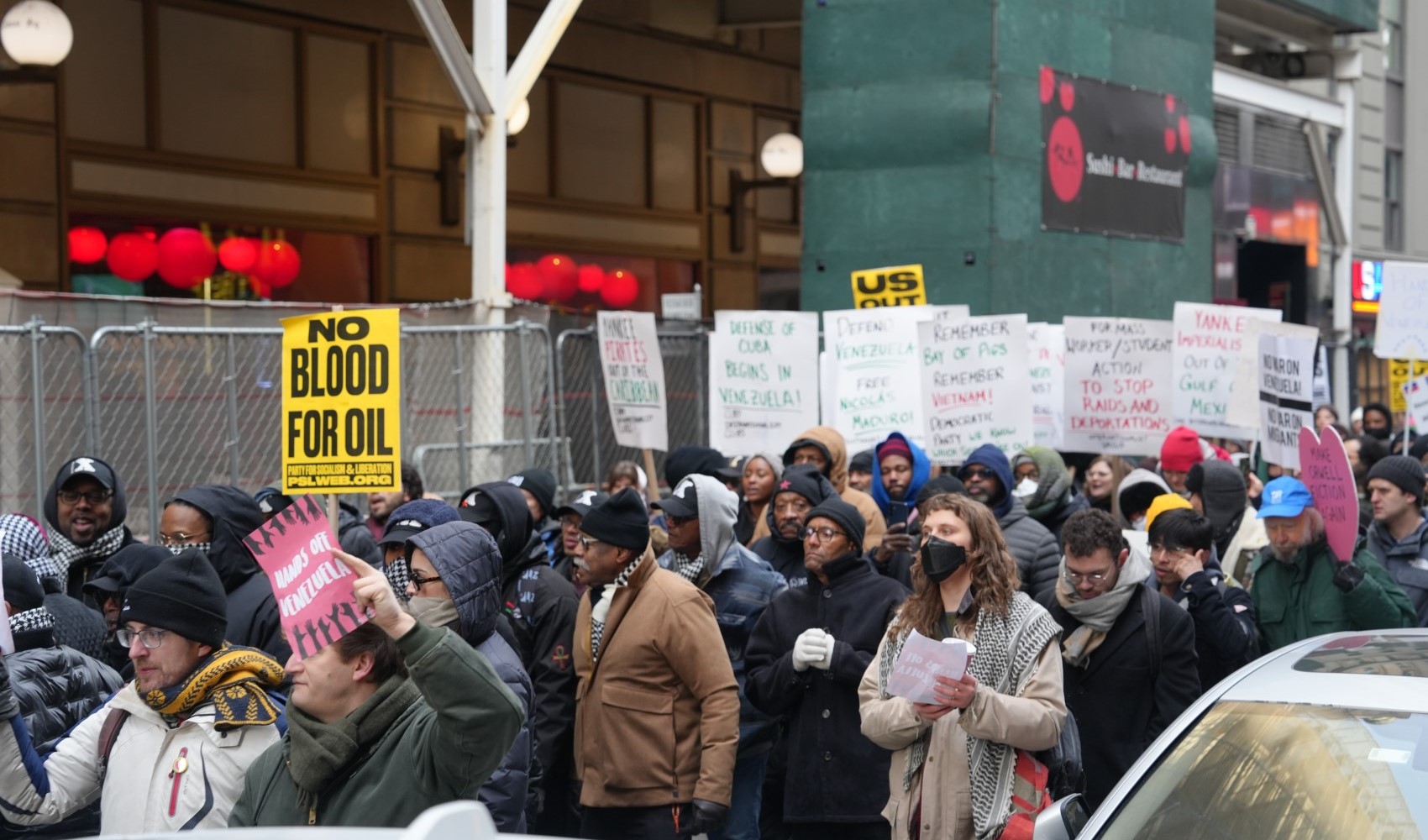 New York'ta binlerce kişi Venezuela için yürüdü