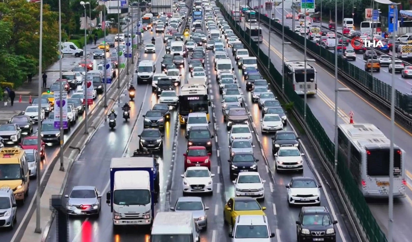 Trafik cezaları sil baştan: Hız, kavga ve ambulansa yol vermeyene ağır fatura