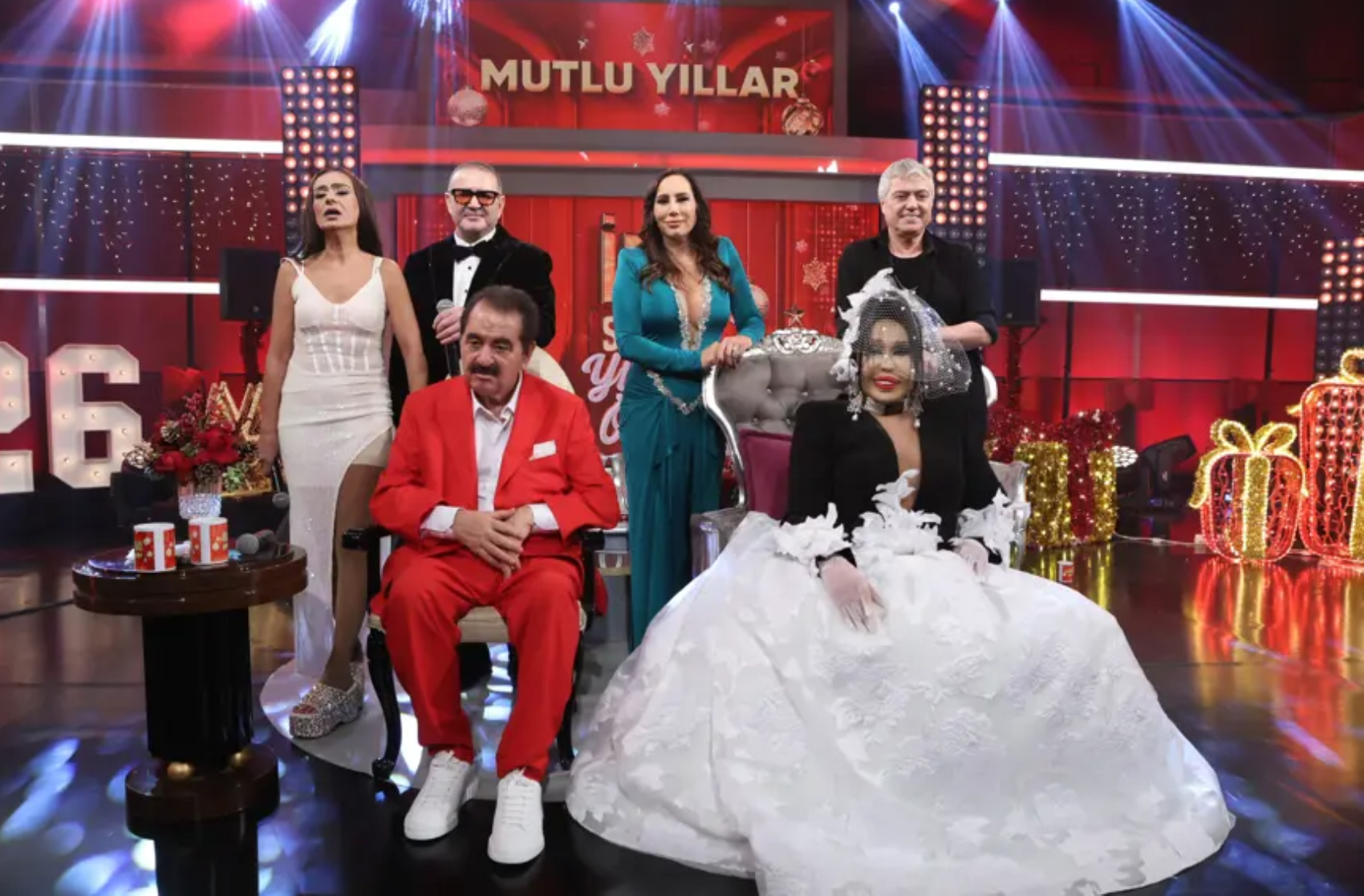 İbrahim Tatlıses'le 22 yıllık küslük bitmişti: İbo Show'a gelmesi için Asena'ya ödenen para ortaya çıktı