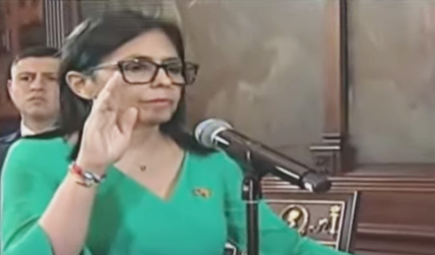 Venezuela'da yeni lider Rodriquez yemin etti