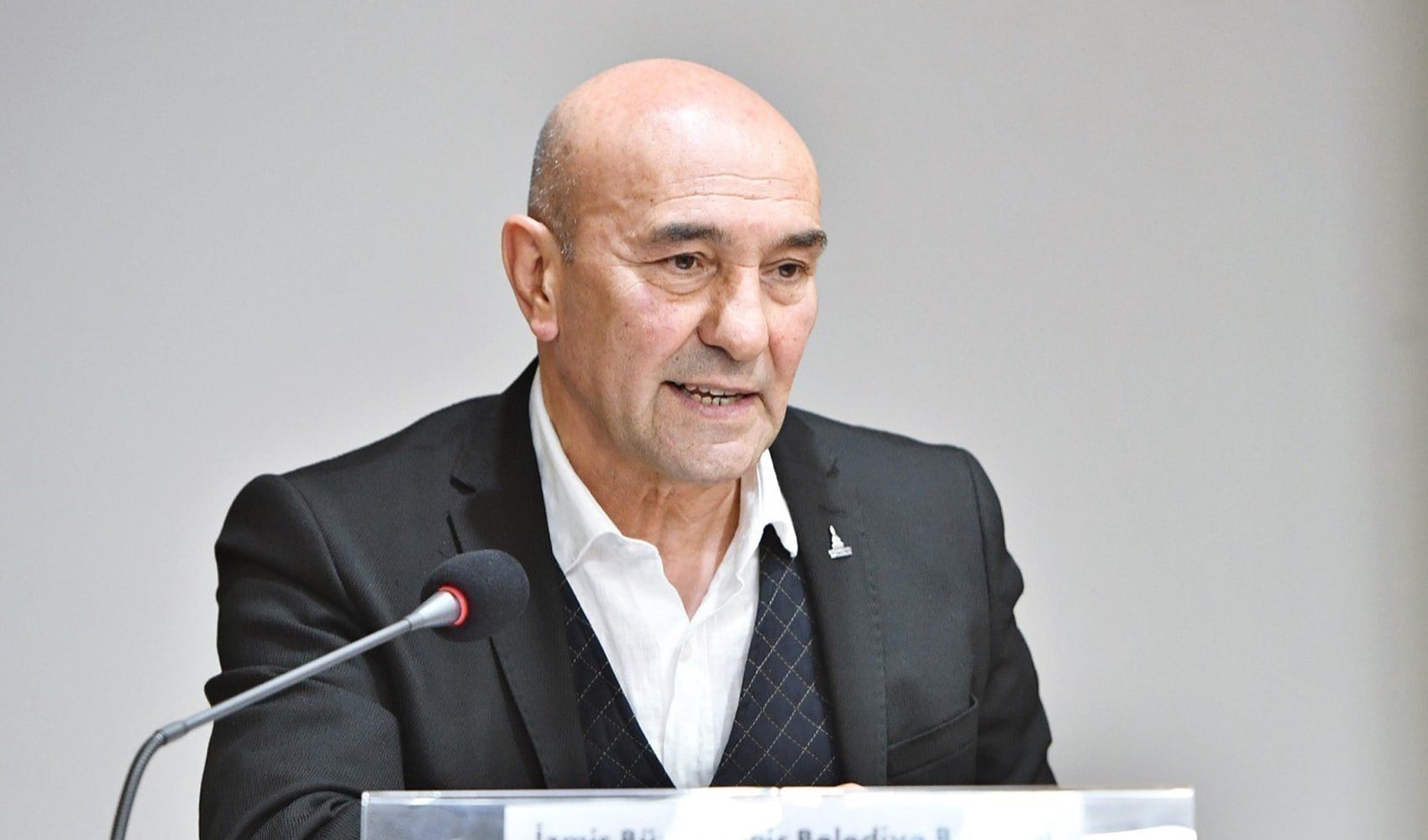 İZBETON kooperatif davasında tutuklu sanık kalmadı: Tunç Soyer hakkında tahliye kararı