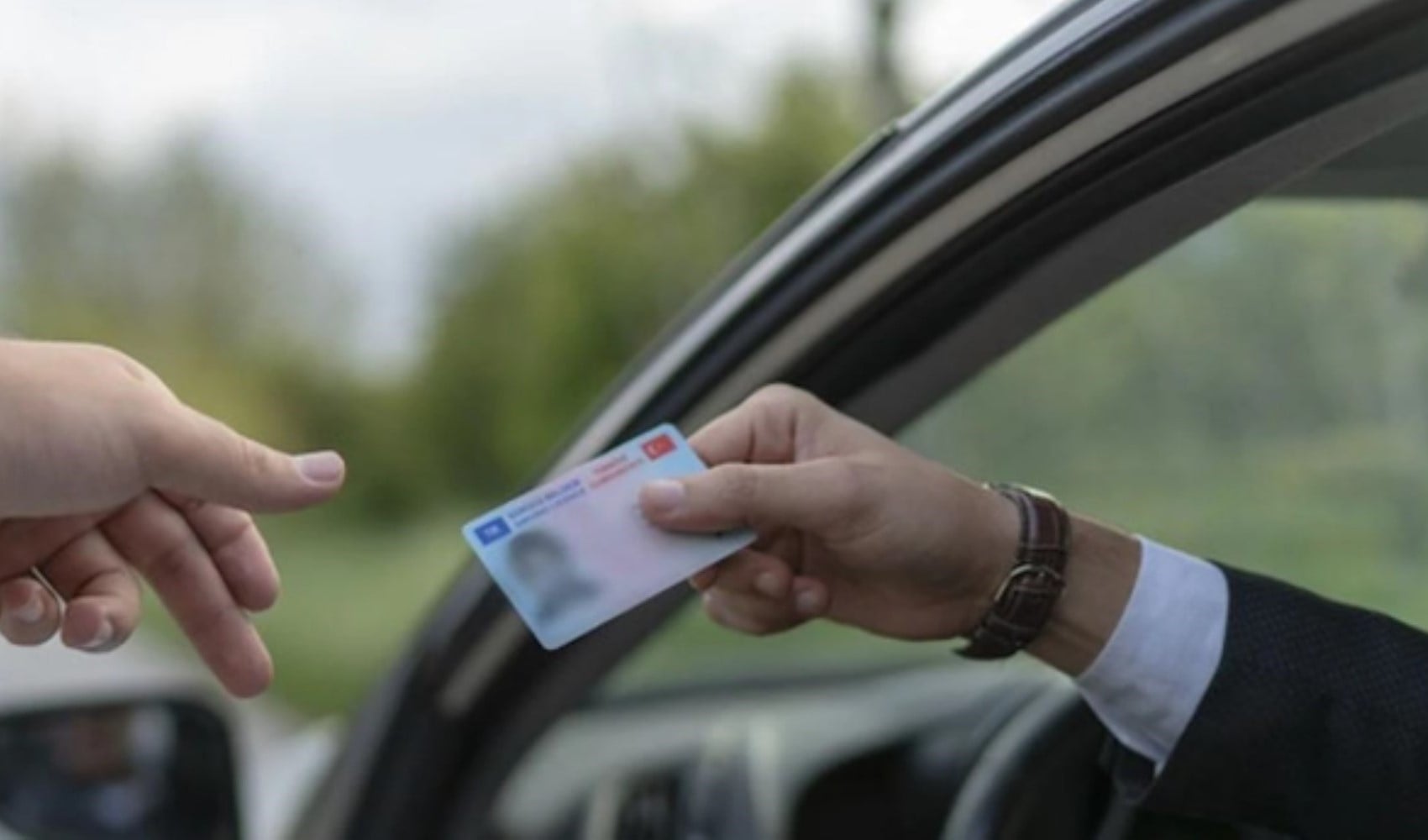 Trafik cezaları katlanıyor: Ehliyet iptalleri ve hapis geliyor