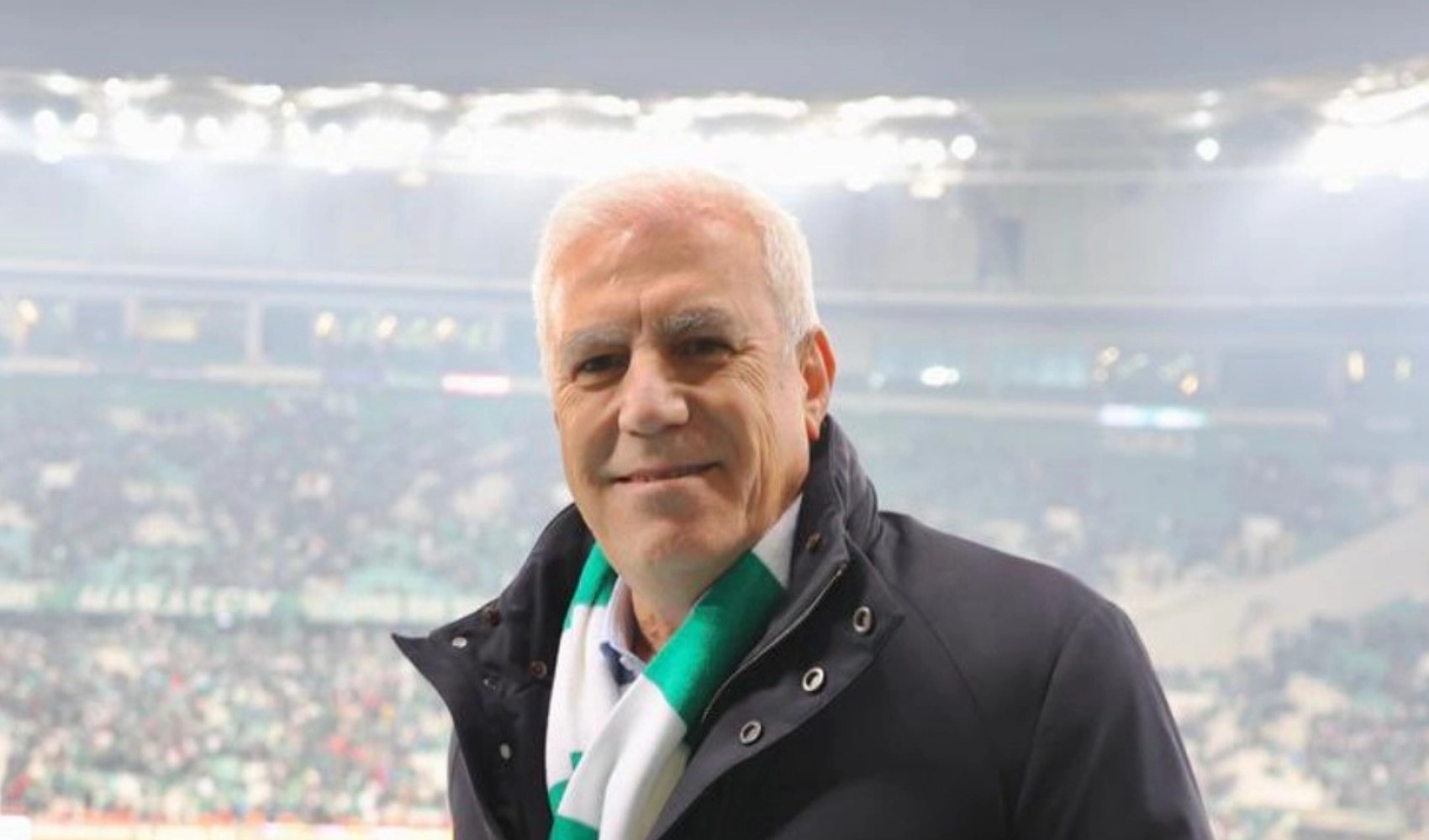 Bursa Büyükşehir Belediye Başkanı Mustafa Bozbey'e yumruklu saldırı girişimi