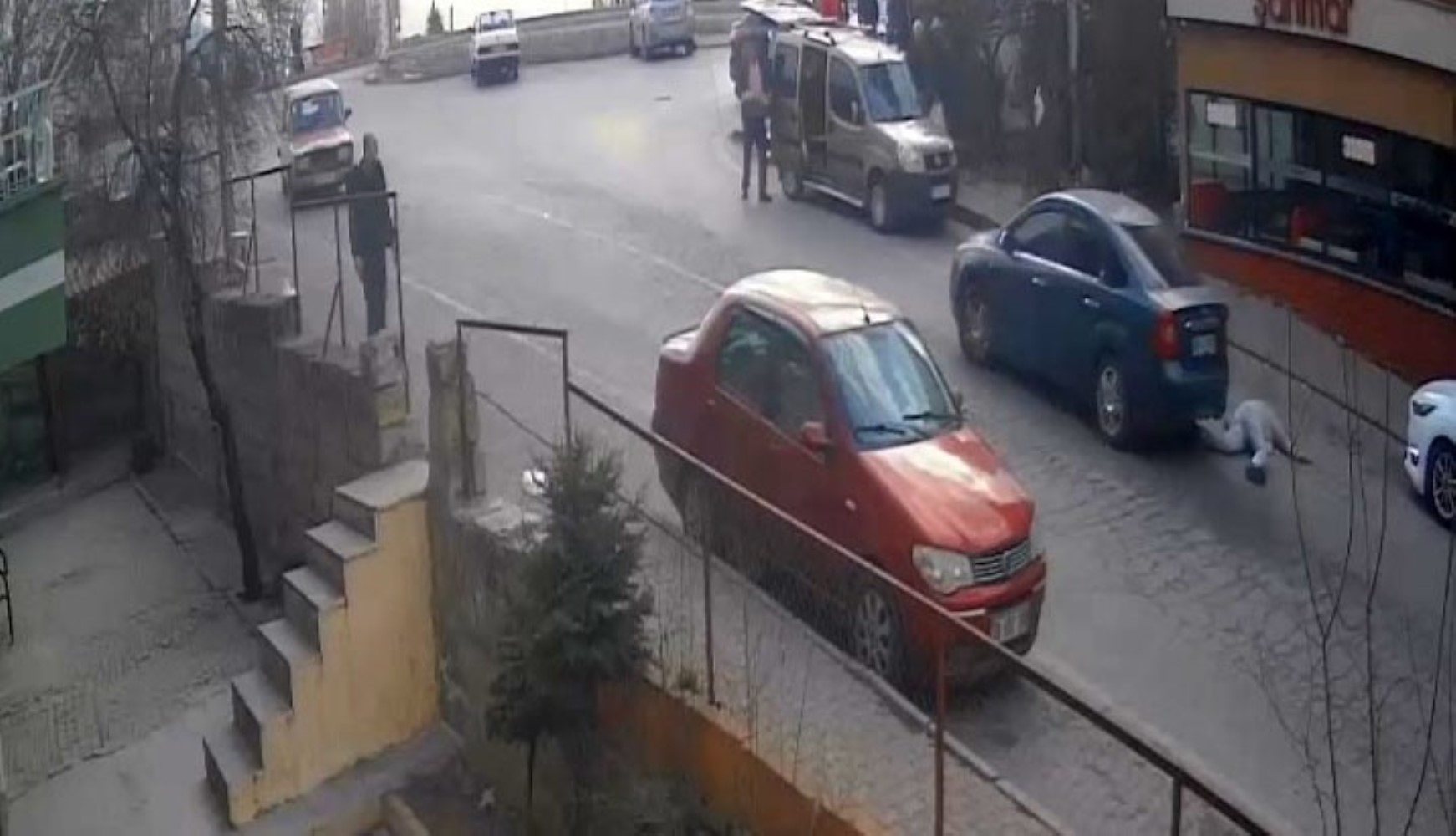 Eniştesine kurşun yağdırıp, üzerinden otomobille geçmişti: Cezası düştü