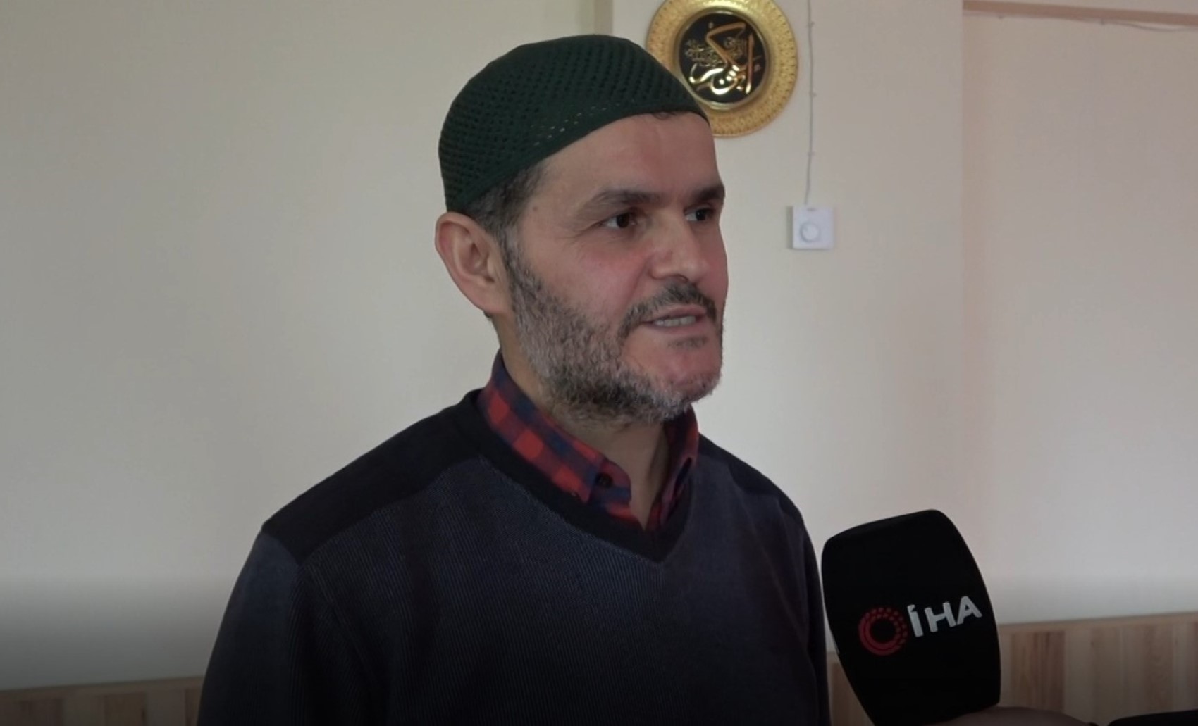 Çocuklara müezzinlik öğretme tartışmasında imama yumruklu saldırı: Yanımızdaki kişiler bizi ayırmadı