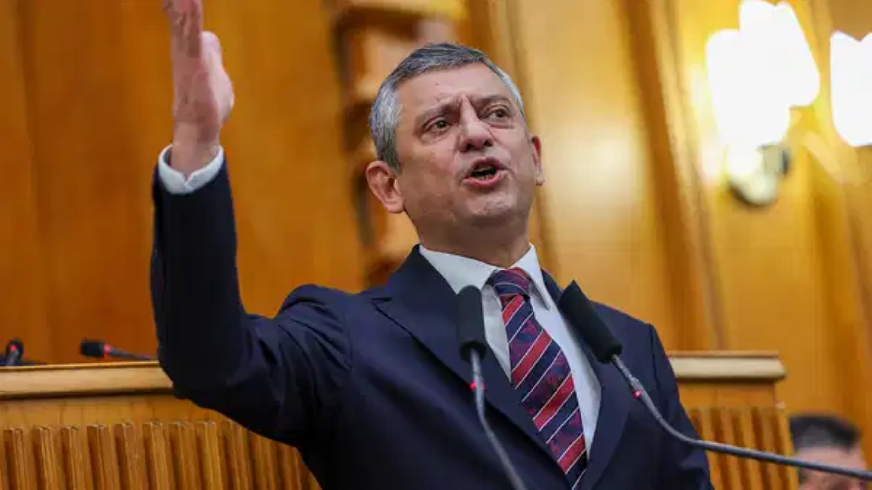 Özgür Özel'den normalleşme çıkışı: Şartını açıkladı