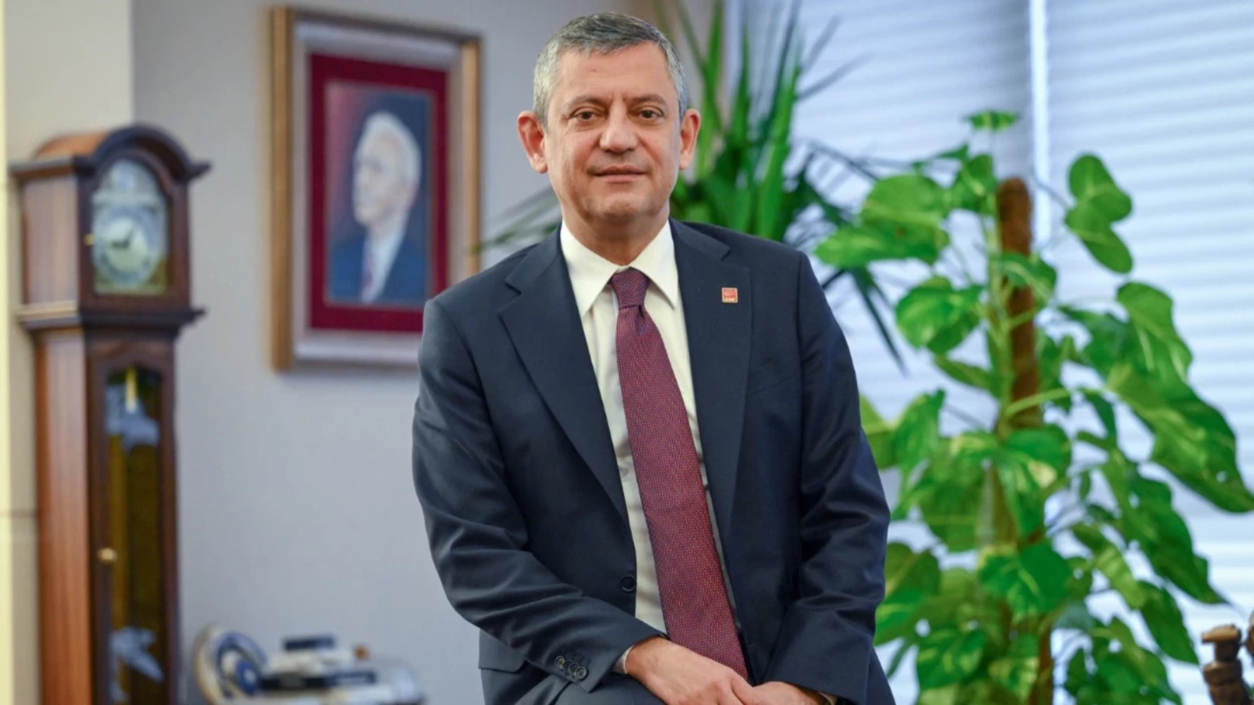 Özgür Özel'den normalleşme çıkışı: Şartını açıkladı