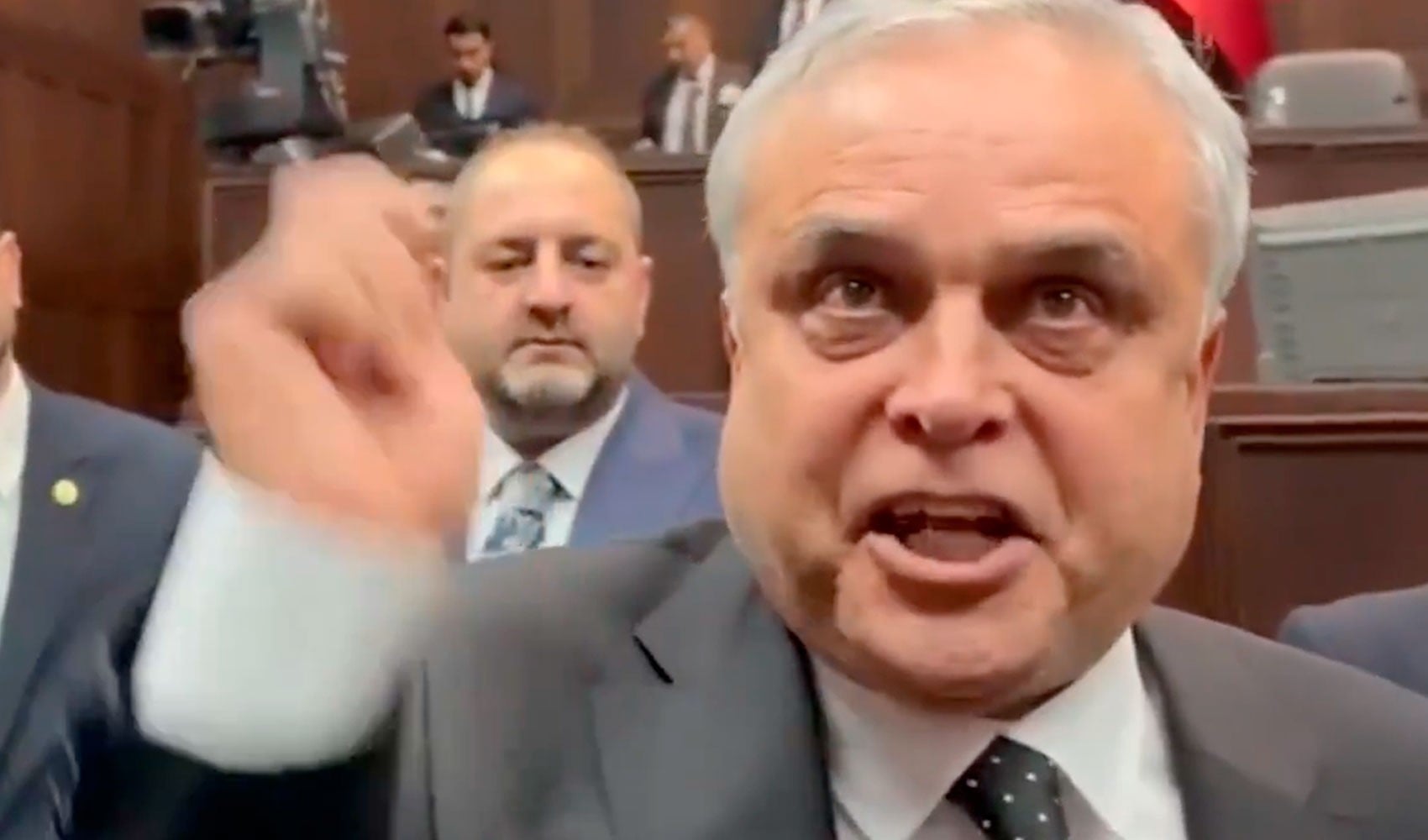 CHP'den AKP'ye geçen Hasan Ufuk Çakır'dan eski partisine olay sözler!