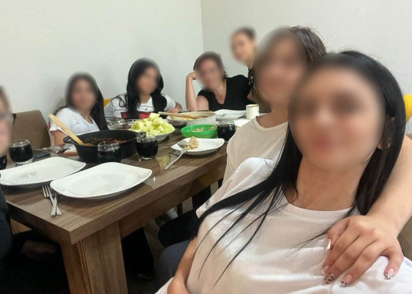 Öğrencilerini ders saatinde evine götürüp temizlik yaptırmış: Öğretmene soruşturma başlatıldı