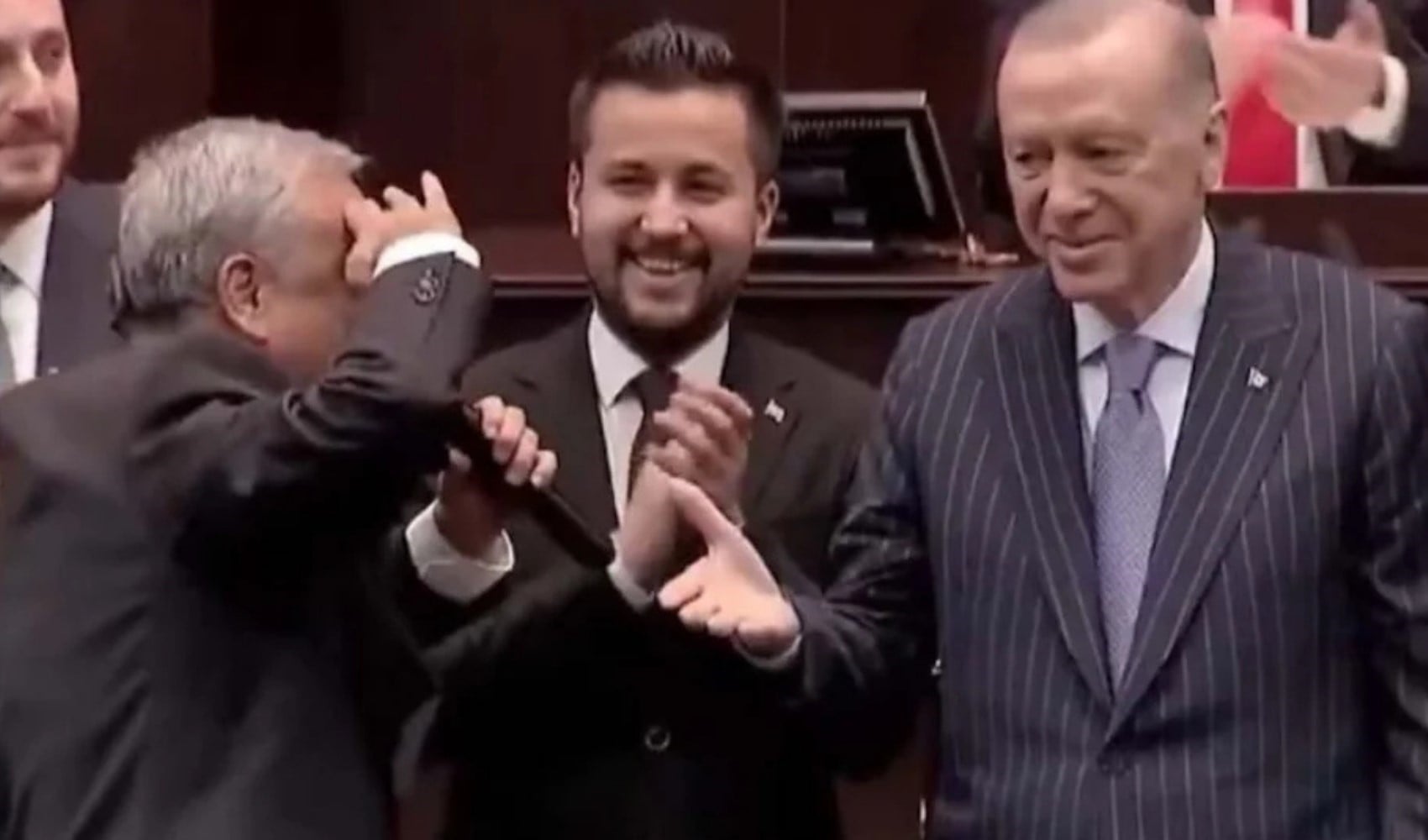 'CHP'den AKP'ye bomba transfer!'