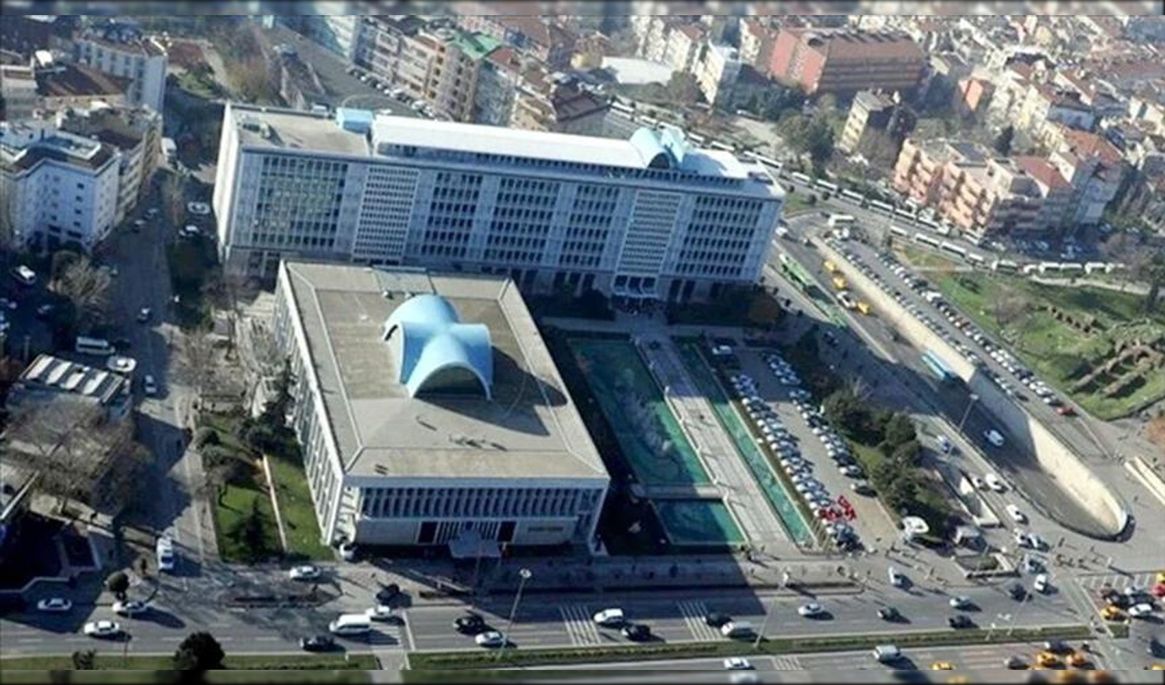 İBB davasında 4 sanık tahliye edildi, 53 kişinin tutukluluğu devam edecek