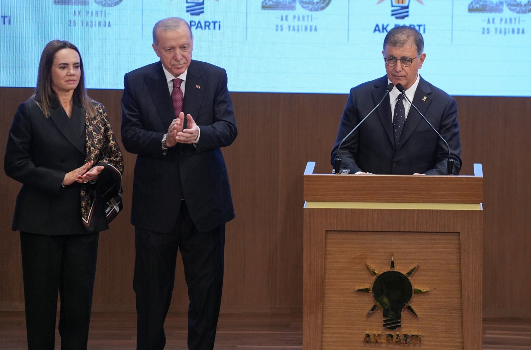 Cemil Tugay AKP'ye transferinin perde arkasını anlattı! 'O gün Erdoğan'dan çok etkilendim'