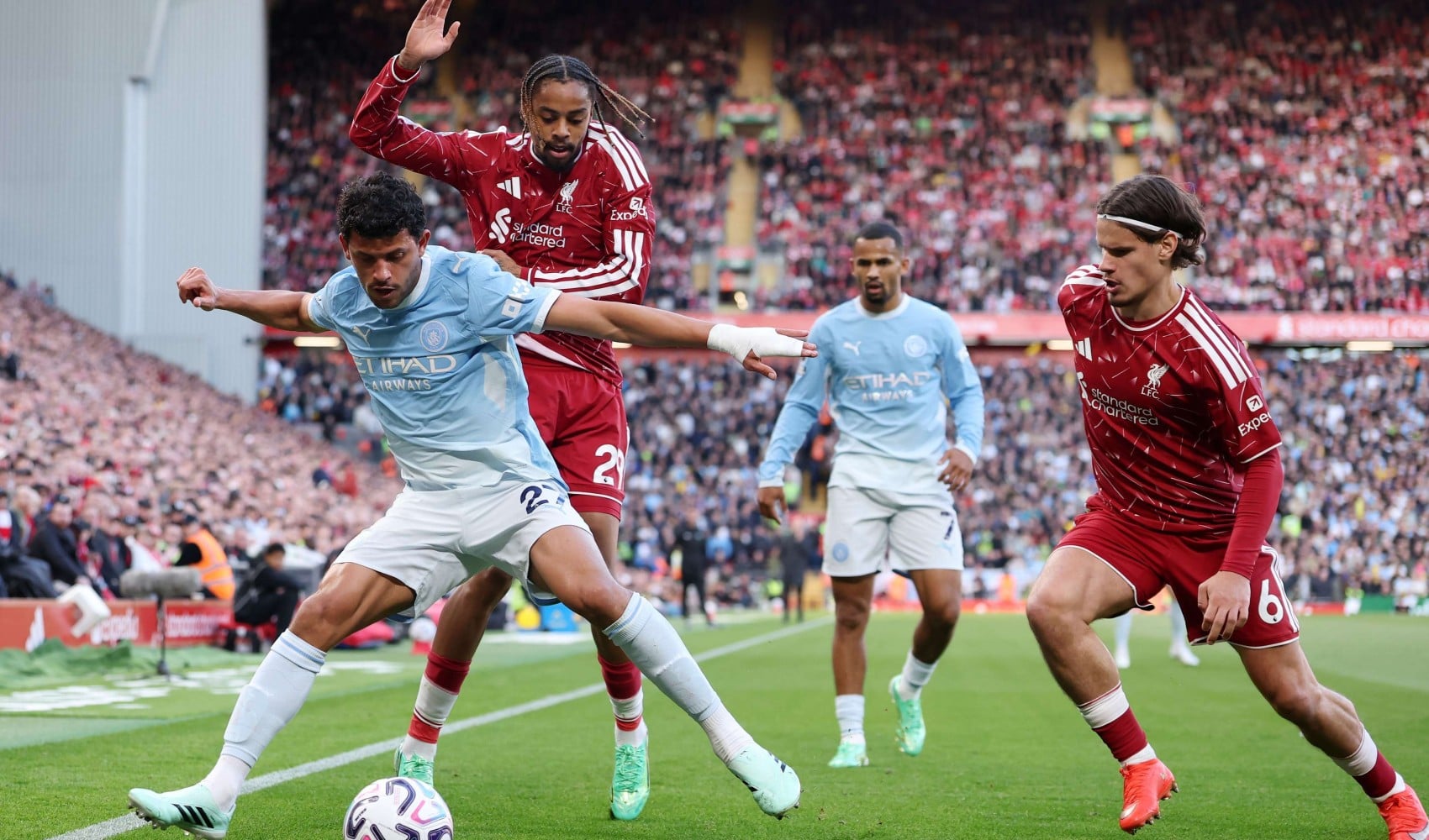 Anfield’da City’ye yuhalama protestosu