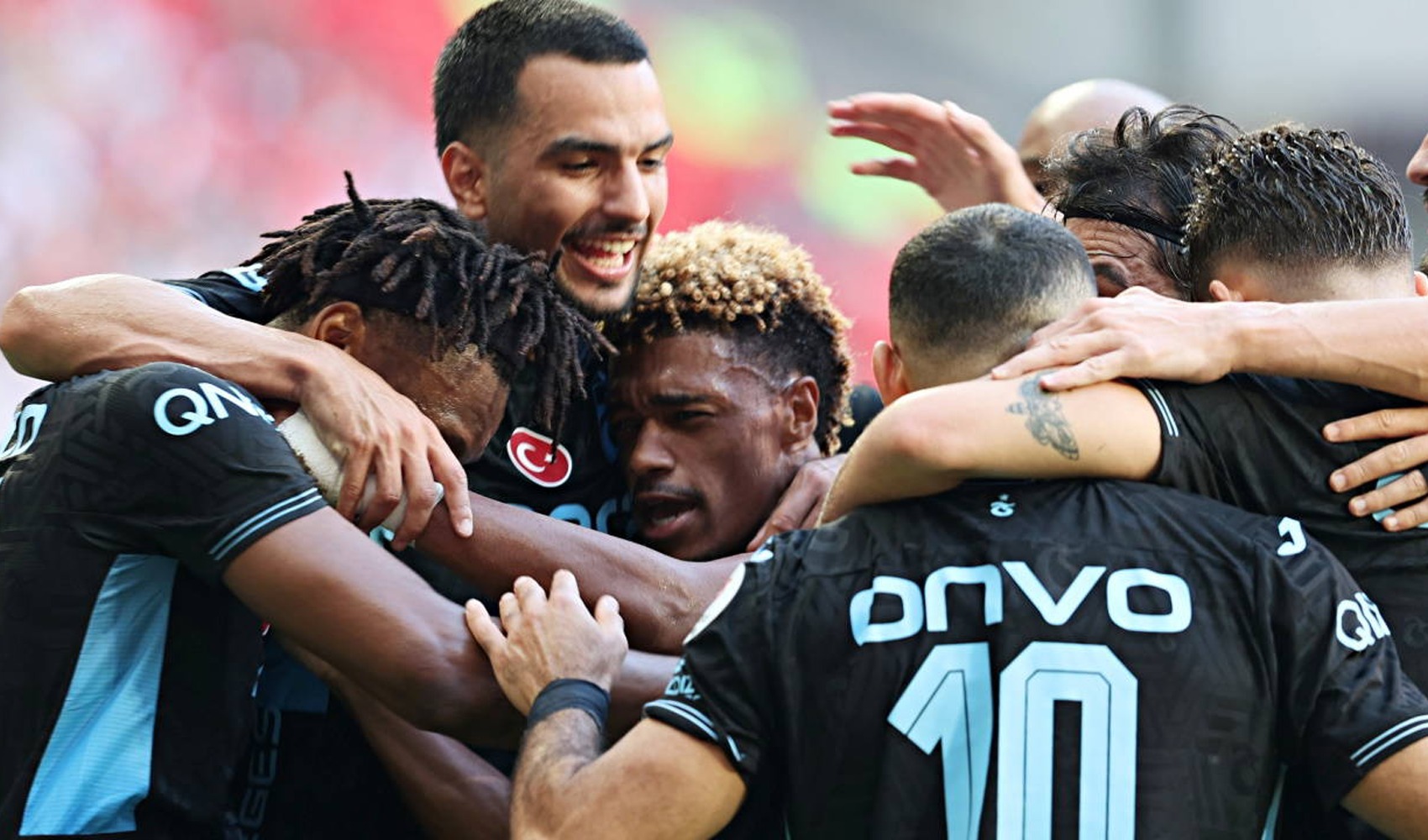 Appello del Trabzonspor per la revoca del divieto di trasferta prima della partita contro il Beşiktaş